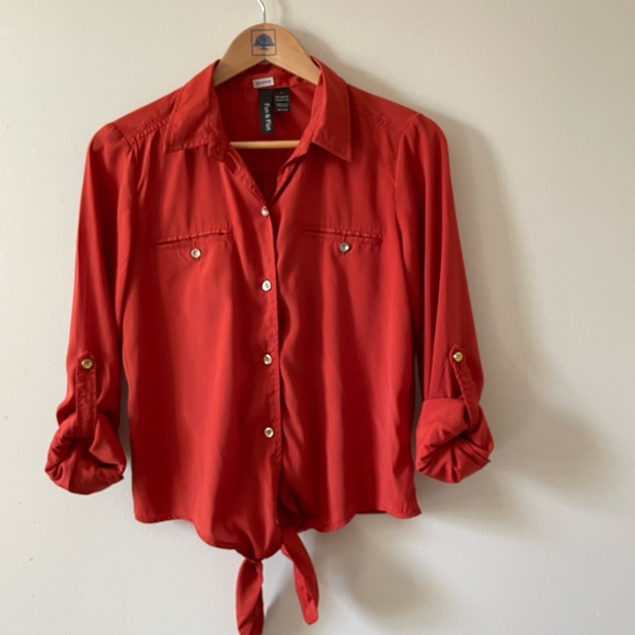 4/$15 Fun & Flair Knotted Self-Tie Blouse Long Sleeve Shirt,  Size M - Picture 4 of 4